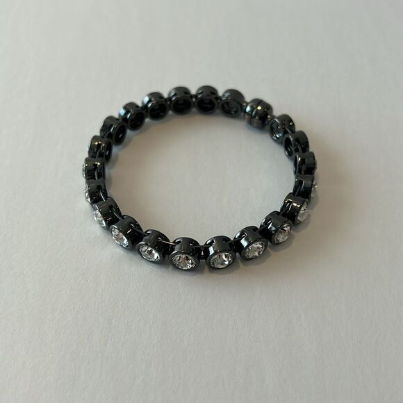 NWOT Silpada Black K&R Swarovski Crystal Glamour
Bangle Bracelet KRB0098 - Picture 6 of 7